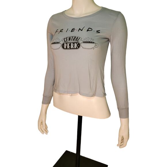 FRIENDS Central Perk Graphic Tee L Baby Blue Cropped Long Sleeve Retro 90s Y2K - Picture 6 of 6